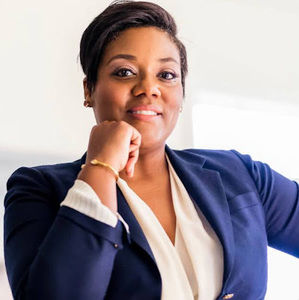 Meet your Posher, Traci